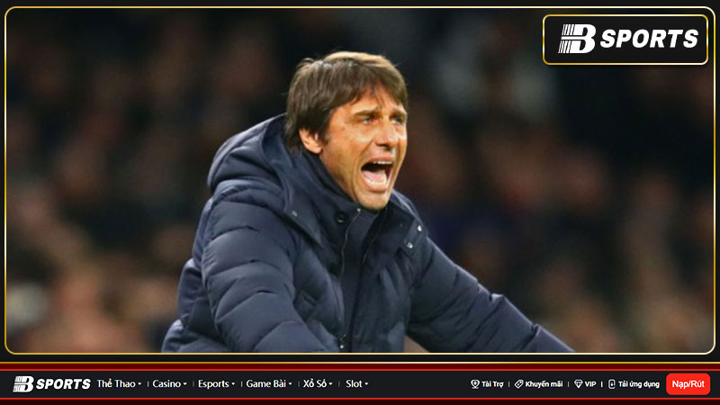 HLV Antonio Conte còn tỏ ra khá hài lòng với màn trình diễn của các học trò trong trận đấu HLV Antonio Conte còn tỏ ra khá hài lòng với màn trình diễn của các học trò trong trận đấu