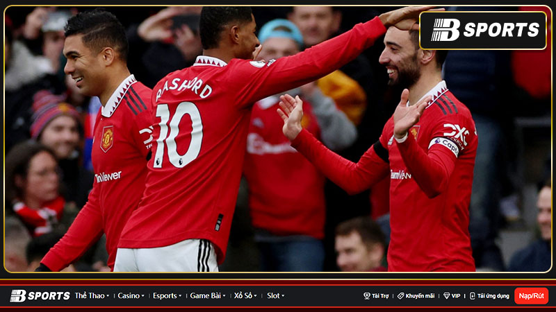 Chiến thắng giúp Man Utd lên nhì bảng Ngoại hạng Anh