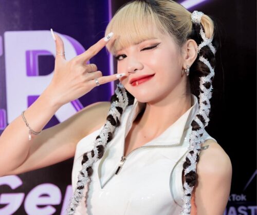 "Lisa" Việt Nam - CiiN 