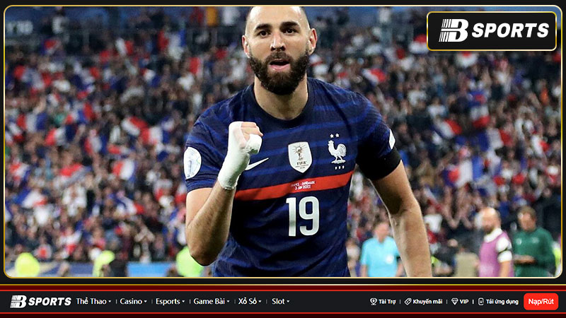 Benzema từ chối lời mời của Liên đoàn bóng đá Pháp Benzema từ chối lời mời của Liên đoàn bóng đá Pháp