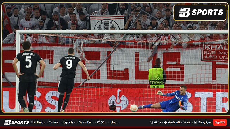 Juventus vào tứ kết Cúp C2 Juventus vào tứ kết Cúp C2