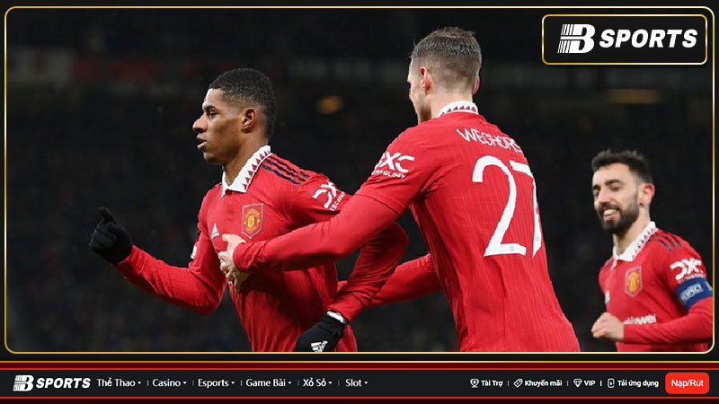 Man United vào tứ kết Cúp C2 Man United vào tứ kết Cúp C2