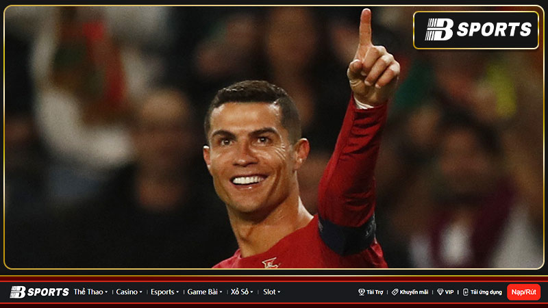 Ronaldo phá kỷ lục thế giới trong trận Bồ Đào Nha thắng Liechtenstein Ronaldo phá kỷ lục thế giới trong trận Bồ Đào Nha thắng Liechtenstein
