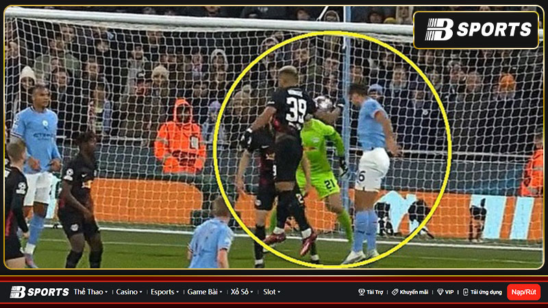 Lần thứ 2 VAR gây tranh cãi trận Man City thắng Leipzig