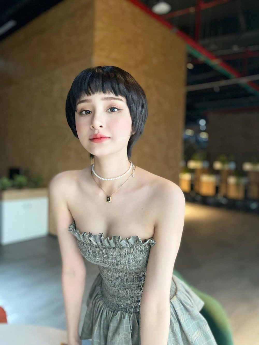 Con đường sự nghiệp của cô nàng Con đường sự nghiệp của cô nàng