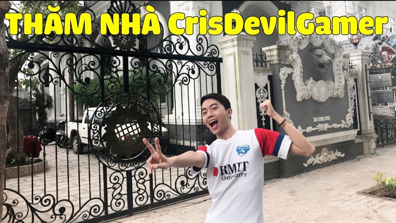 Nam streamer với gia thế cực khủng