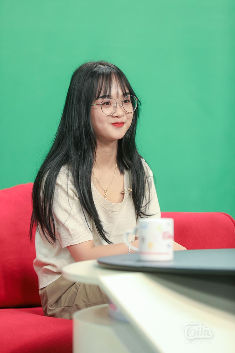Chân dung cô nàng Gấm Kami Tiktok Chân dung cô nàng Gấm Kami Tiktok