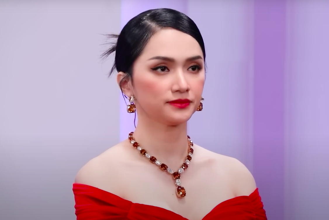Cuộc sống của nàng hậu sau những ồn ào