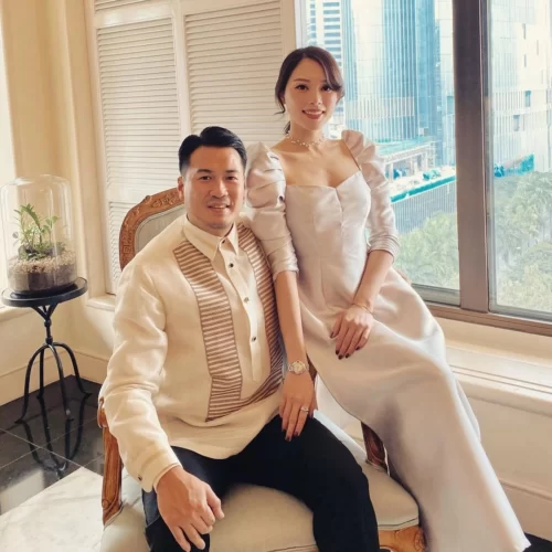 Cả 2 thường xuyên xuất hiện cùng nhau trên mạng xã hội cũng như các sự kiện rất tình cảm