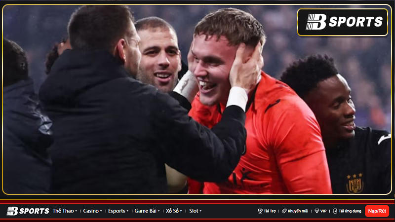 Bart Verbruggen đang là lựa chọn số một của Anderlecht Bart Verbruggen đang là lựa chọn số một của Anderlecht