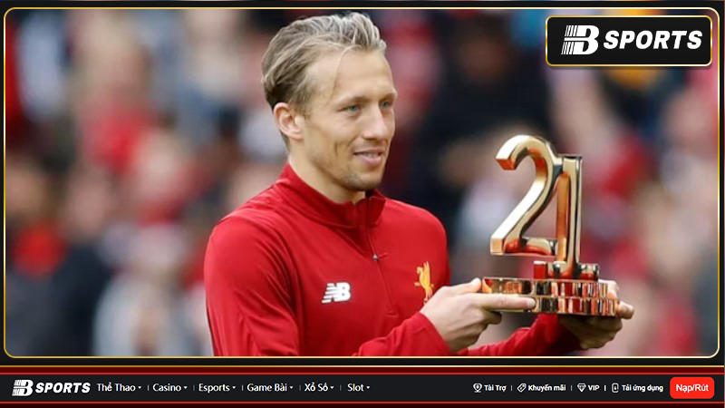 Lucas Leiva giải nghệ ở tuổi 36 vì bệnh tim Lucas Leiva giải nghệ ở tuổi 36 vì bệnh tim