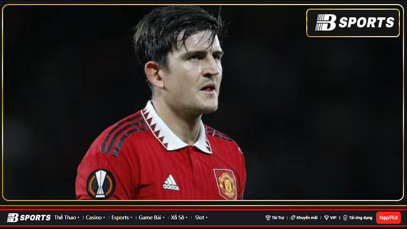 Harry Maguire khó tìm vị trí đá chính khi Lisandro Martinez và Raphael Varane trở thành lựa chọn số 1 của Erik ten Hag ở 2 vị trí trung vệ