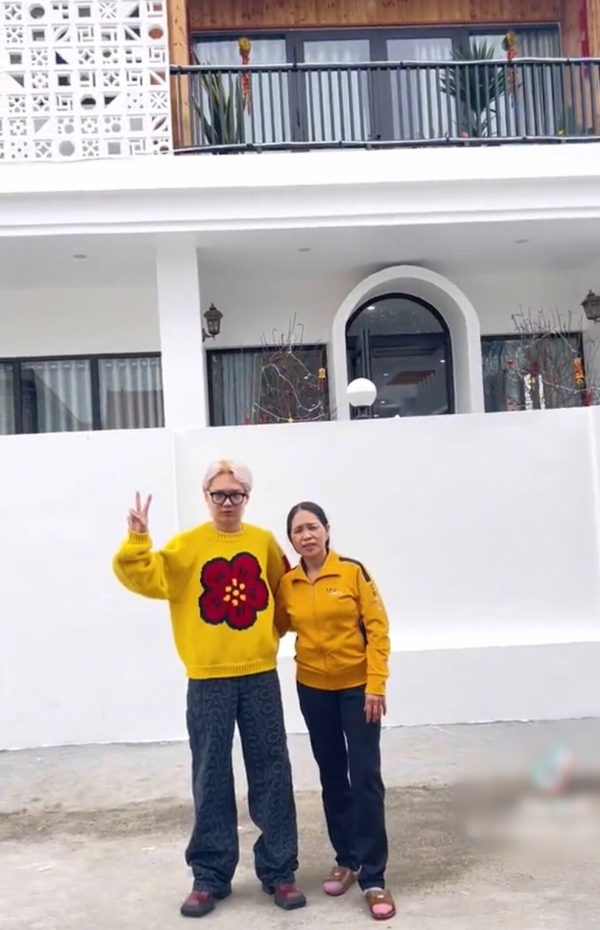 Ngôi nhà mới của 3 mẹ con