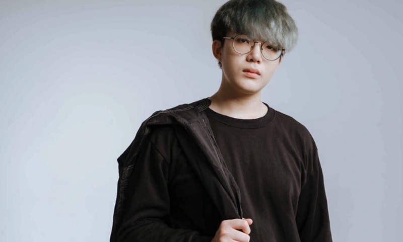 Phong Cận TV là hot Youtuber nổi tiếng của Hero Team Phong Cận TV là hot Youtuber nổi tiếng của Hero Team