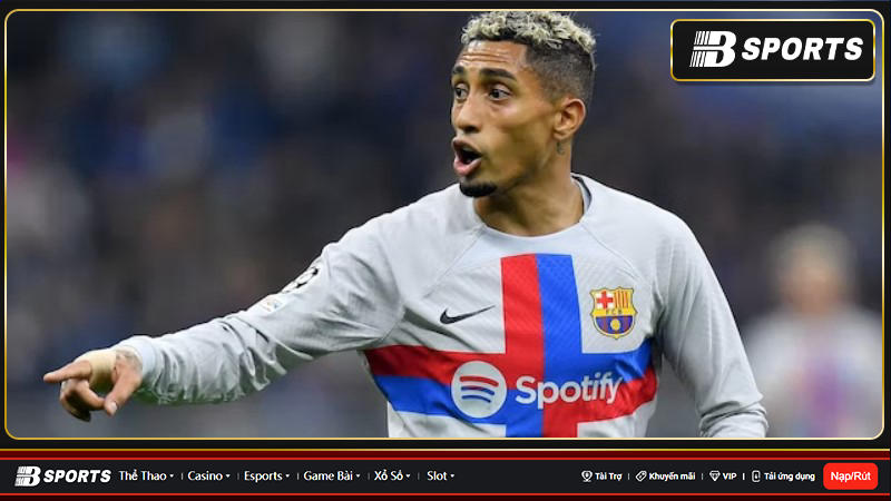 Chelsea được cho là vẫn quan tâm đến cầu thủ chạy cánh Raphinha của Barcelona, ​​mặc dù The Blues đã không ký hợp đồng được với cầu thủ 26 tuổi vào mùa hè năm ngoái.