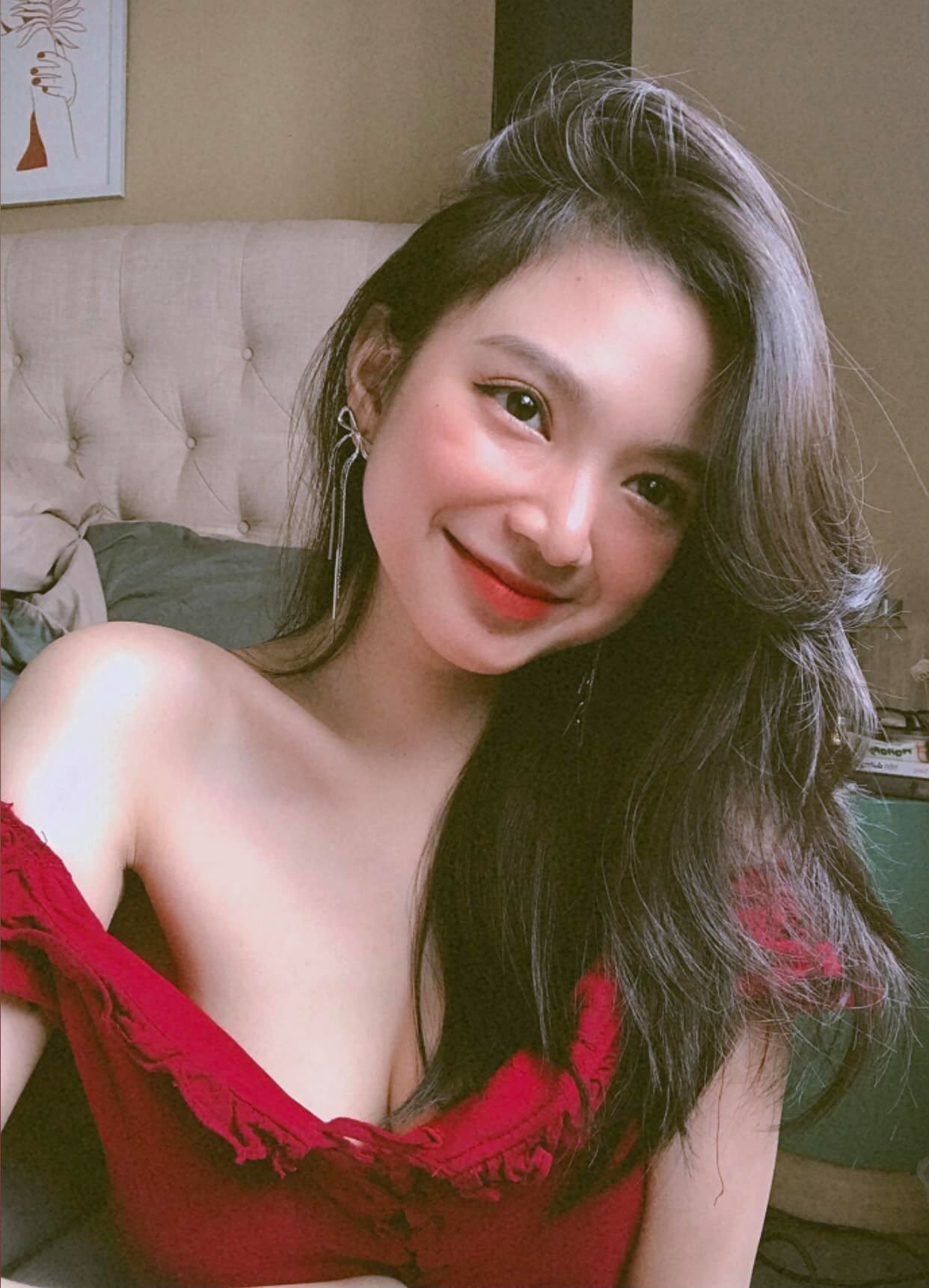 Nghi vấn người đẹp đã bị lộ clip Nghi vấn người đẹp đã bị lộ clip