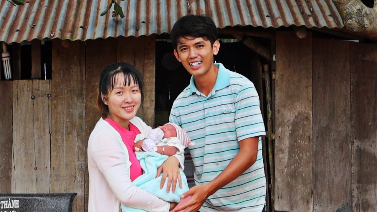 Gia đình nhỏ đáng yêu của youtuber đất Thái Bình Sang Vlog Gia đình nhỏ đáng yêu của youtuber đất Thái Bình Sang Vlog